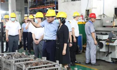 永嘉縣委書記王彩蓮到紐頓開展泵閥產業(yè)專項調研